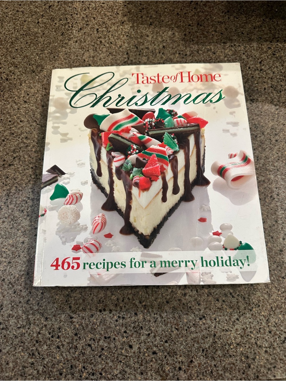 Taste of Home Christmas Cookbook - White, Red & Green Holiday Recipes